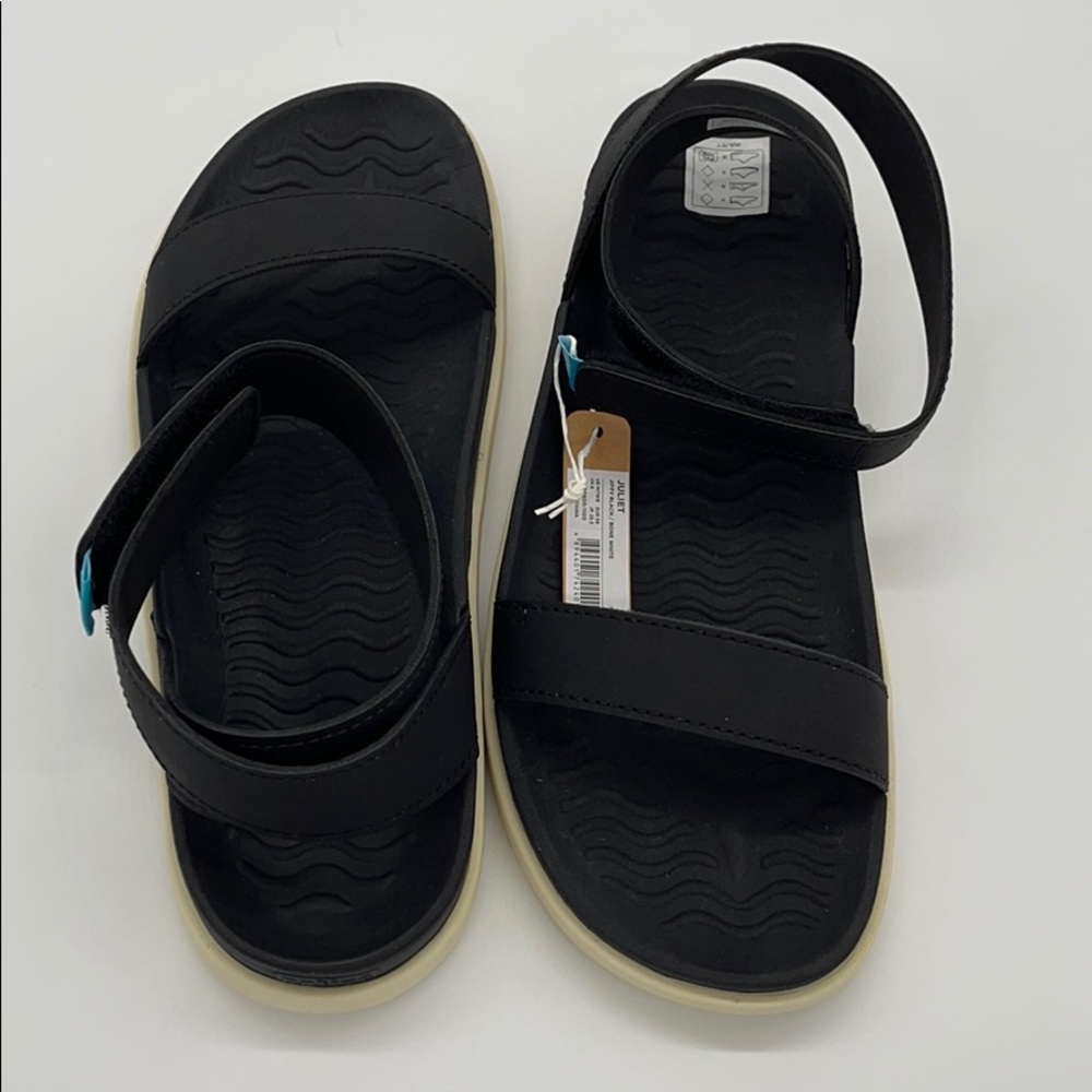 NWT Native Juliet Sandals Size 9